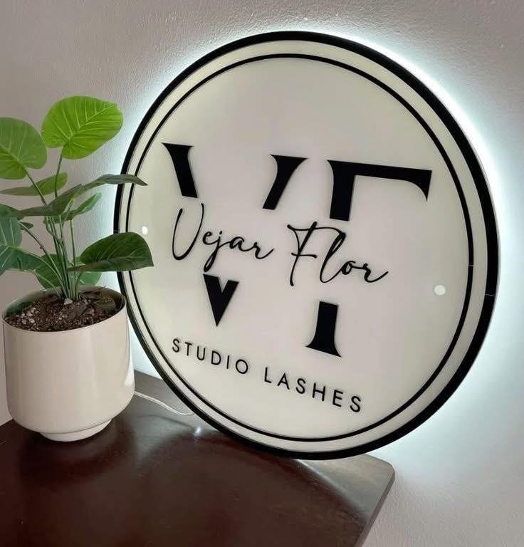 Custom Arylic Sign